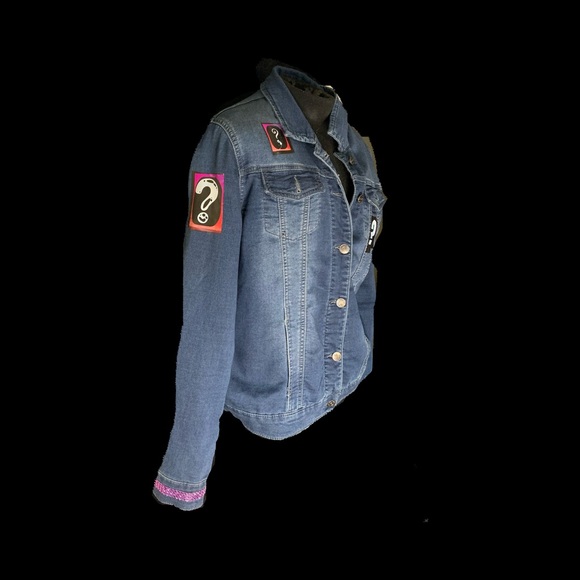 Upcycled Back Jacket Trivia Denim Jacket with Clues to TV Shows on the Back. - Picture 4 of 13